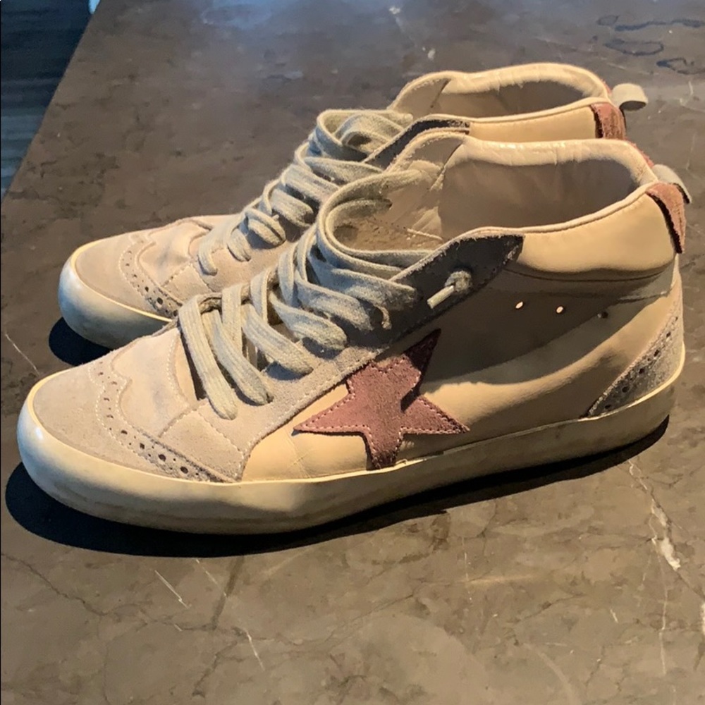 Golden Goose Mid/Star Sneakers